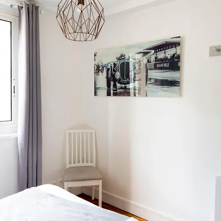 4 Personnes En Centre-ville *