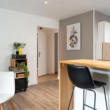 Apartamento T3 Lumineux 60m2 - Port & Centre - - 4 Pers