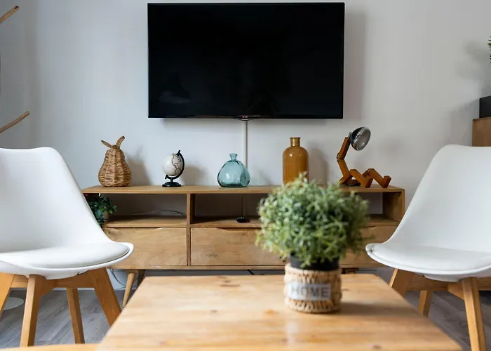 4 Personnes En Centre-ville Apartment *